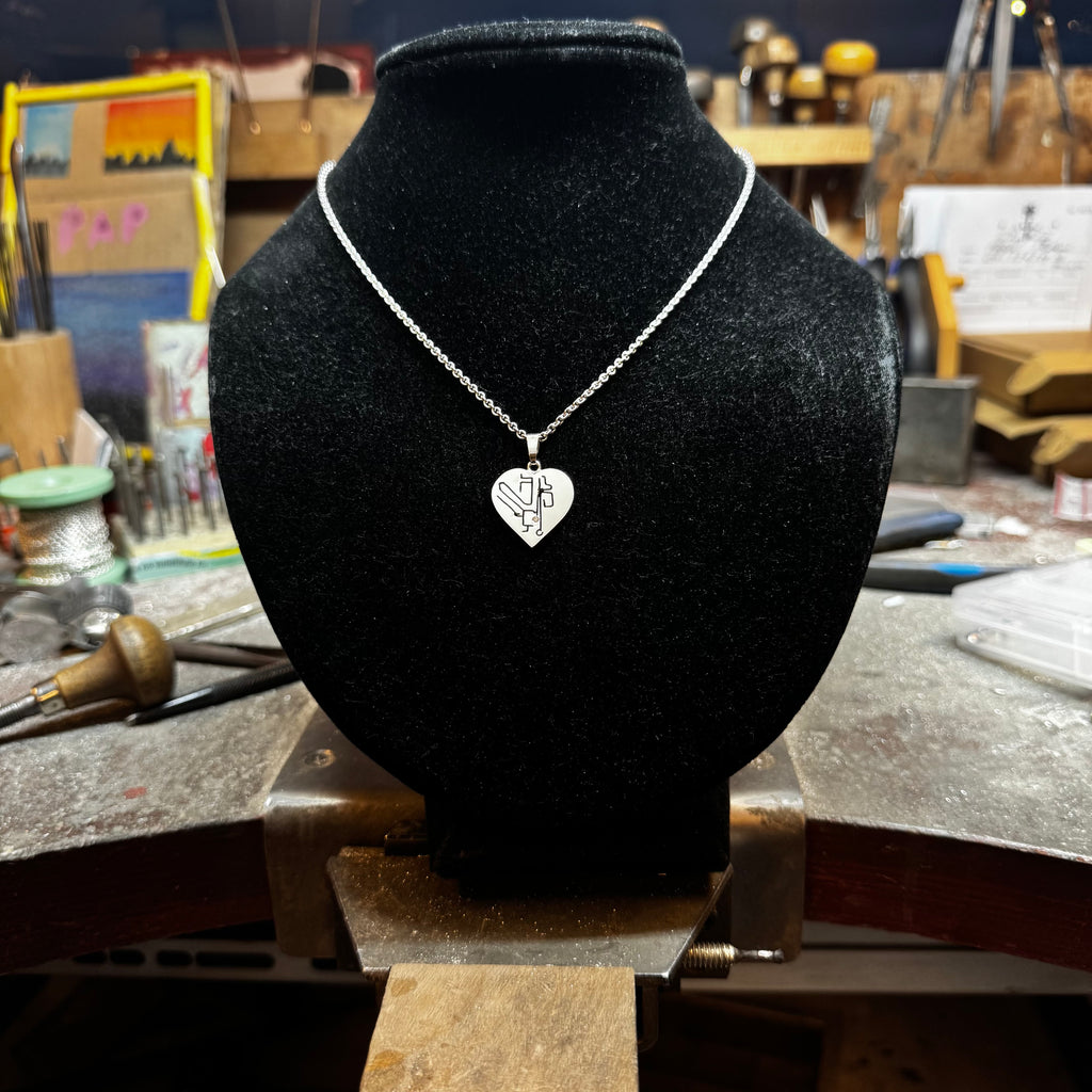 Hartvormige GPS Hanger met Diamant