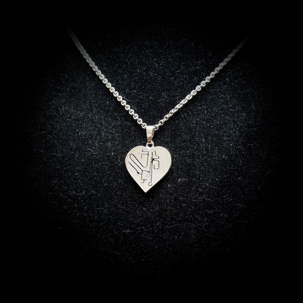 Hartvormige GPS Hanger met Diamant