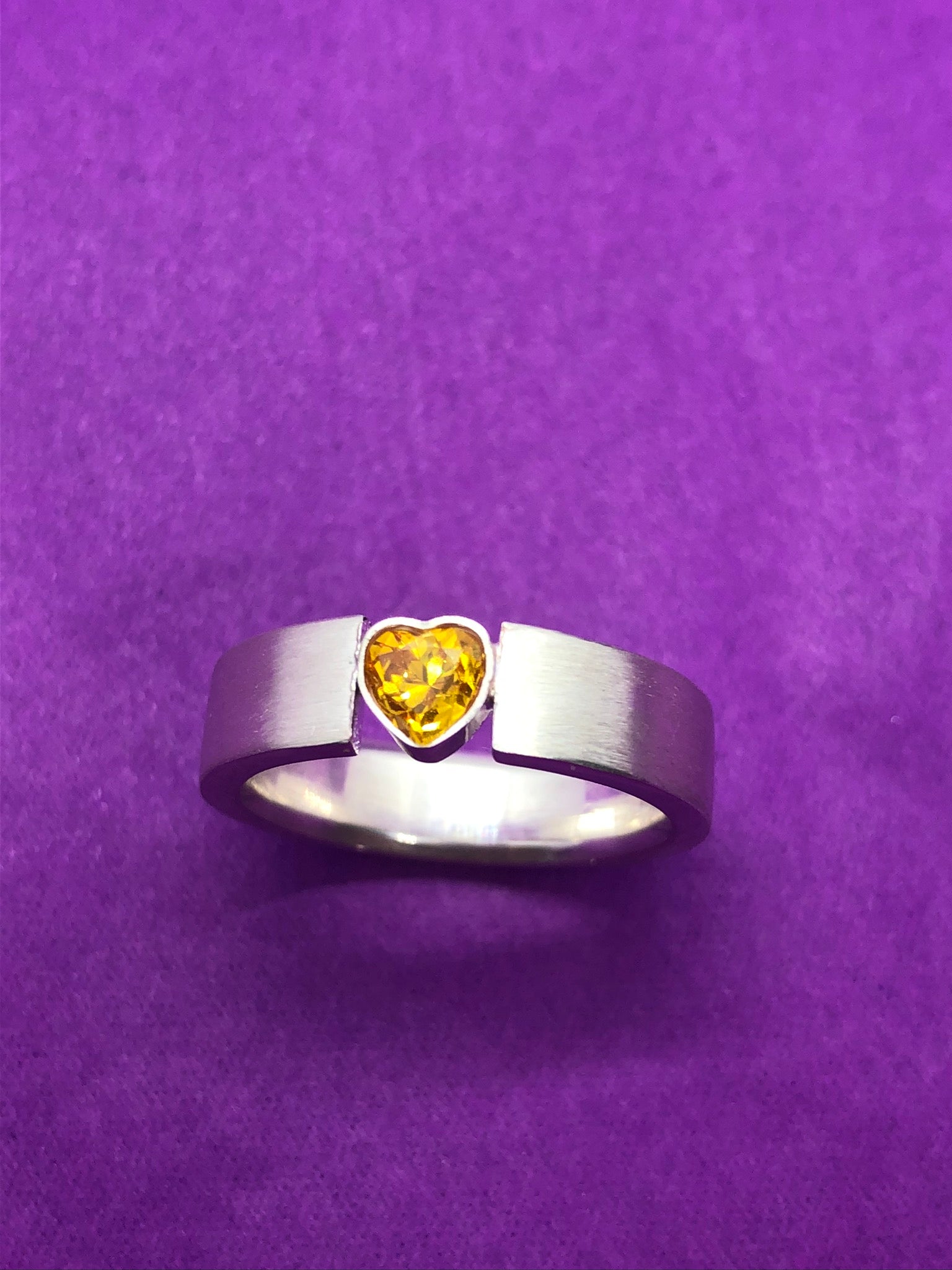 Hold my Heart met gele zirkonia