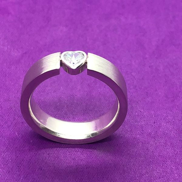 Hold my Heart met witte zirkonia