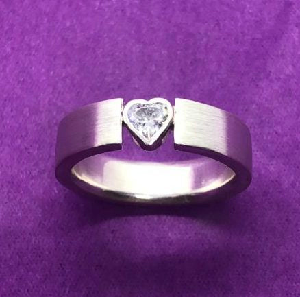 Hold my Heart met witte zirkonia
